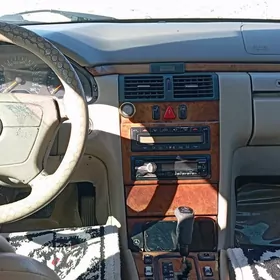 Mercedes-Benz C320 1999