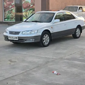 Toyota Camry 1998