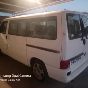 Volkswagen Transporter 2003