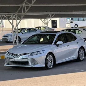Toyota Camry 2020