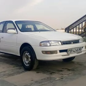 Toyota Carina 1992