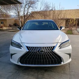 Lexus IS 350 2023