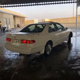 Toyota Camry 2000