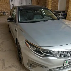 Kia Optima 2020