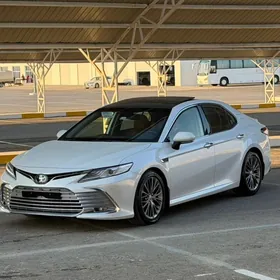 Toyota Camry 2024