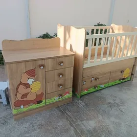 Детская кроватка-качалка