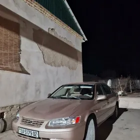 Toyota Camry 1997