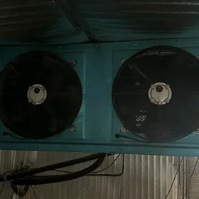 холодильник промышленный