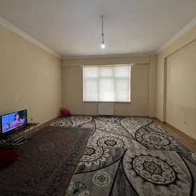 Gurtly 2017 2 etaź liftly