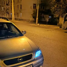 Opel Astra 2002