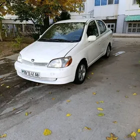 Toyota Echo 2000