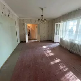 2 ком, Центр