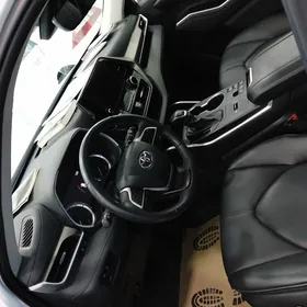 Toyota Highlander 2024