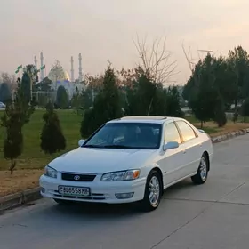 Toyota Camry 1999