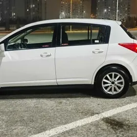 Nissan Versa 2009