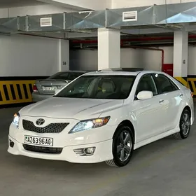 Toyota Camry 2011