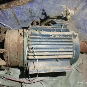 электродвигатель