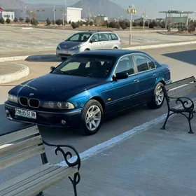 BMW E39 1999