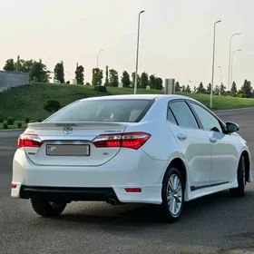 Toyota Corolla 2015
