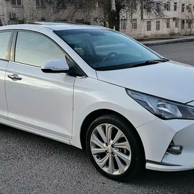 Hyundai Accent 2021