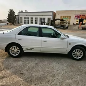 Toyota Camry 1997
