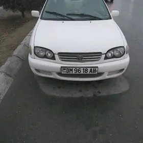 Toyota Corolla 2000