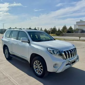 Toyota Land Cruiser Prado 2014