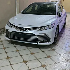 Toyota Camry 2022