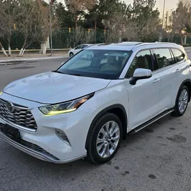 Toyota Highlander 2020