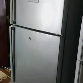 Холодильник LG