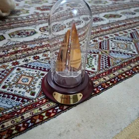 Яхта в колбе