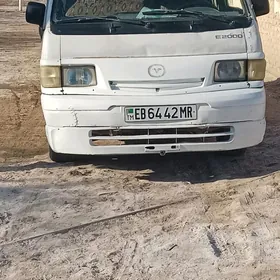 Toyota Hiace 2003
