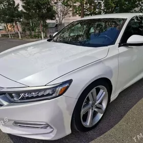 Honda Accord 2019