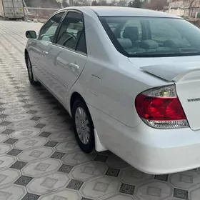 Toyota Camry 2004