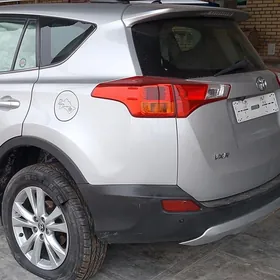 Toyota RAV4 2015