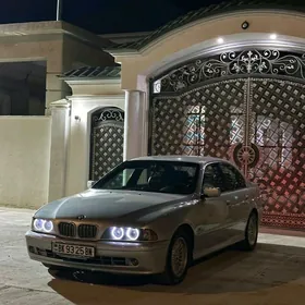 BMW E39 2000