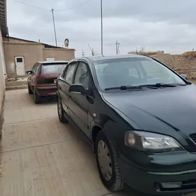 Opel Astra 2000