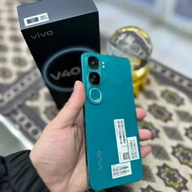 Vivo  V40Lite