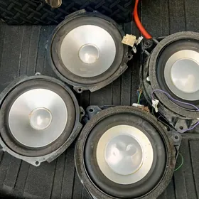 usinitel bilen mark levinson