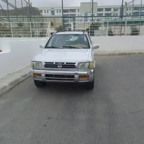 Nissan Pathfinder 1997