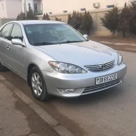 Toyota Camry 2005