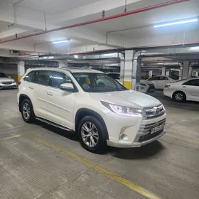 Toyota Highlander 2016