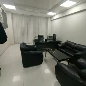 Arende ofis şäher içi 155m²