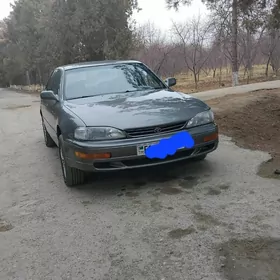 Toyota Camry 1993