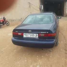 Toyota Camry 1999