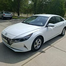Hyundai Elantra 2021