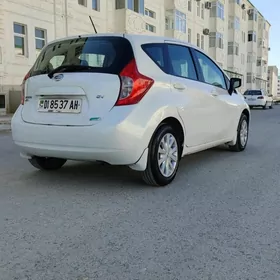 Nissan Versa Note 2014