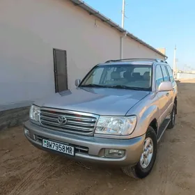 Toyota Land Cruiser 2000