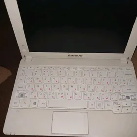 на запчасти ноутбук