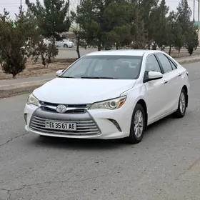 Toyota Camry 2017
